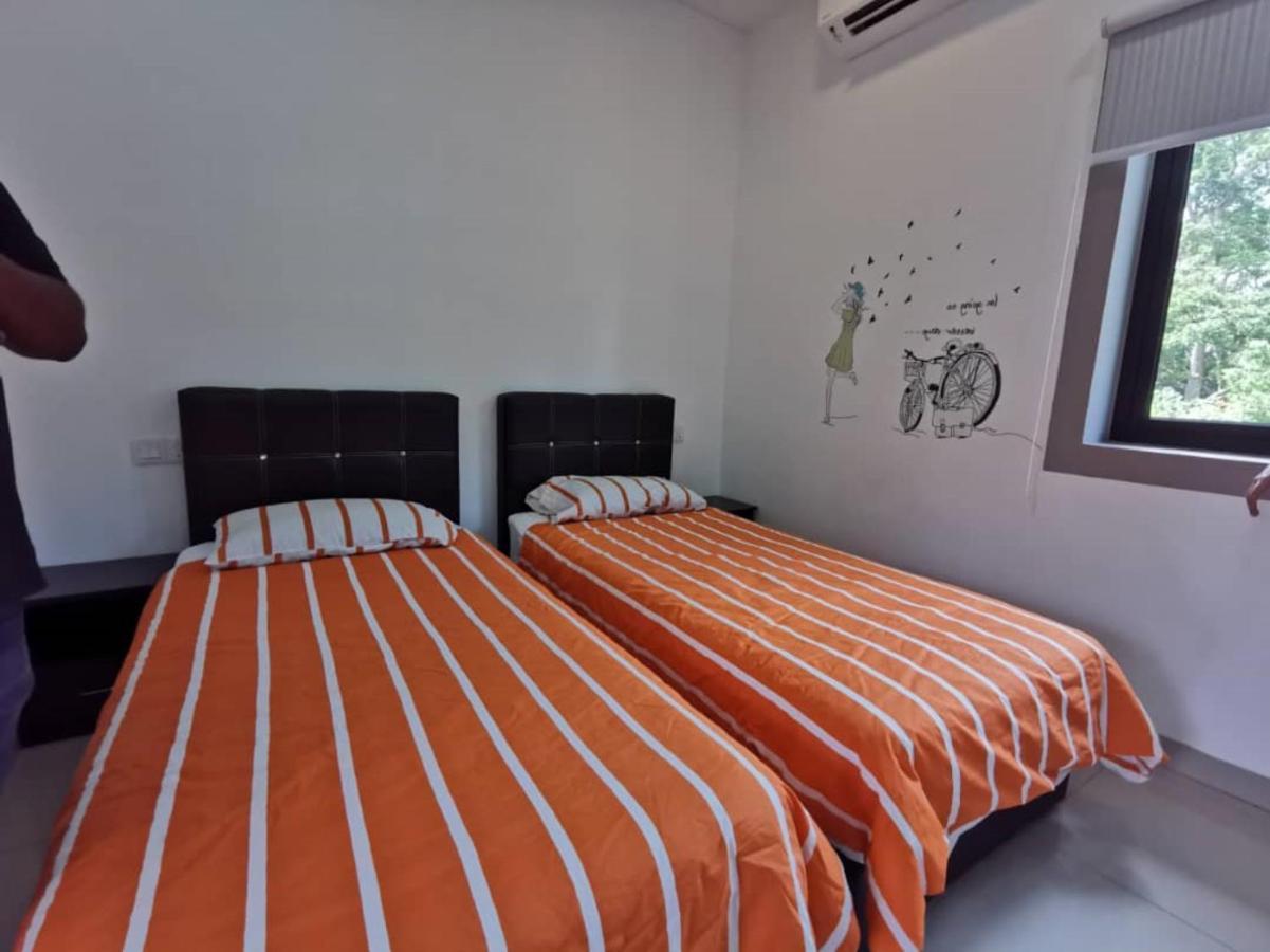 Capital O 90088 Mbp Leisure Resort Batu Pahat Exteriör bild