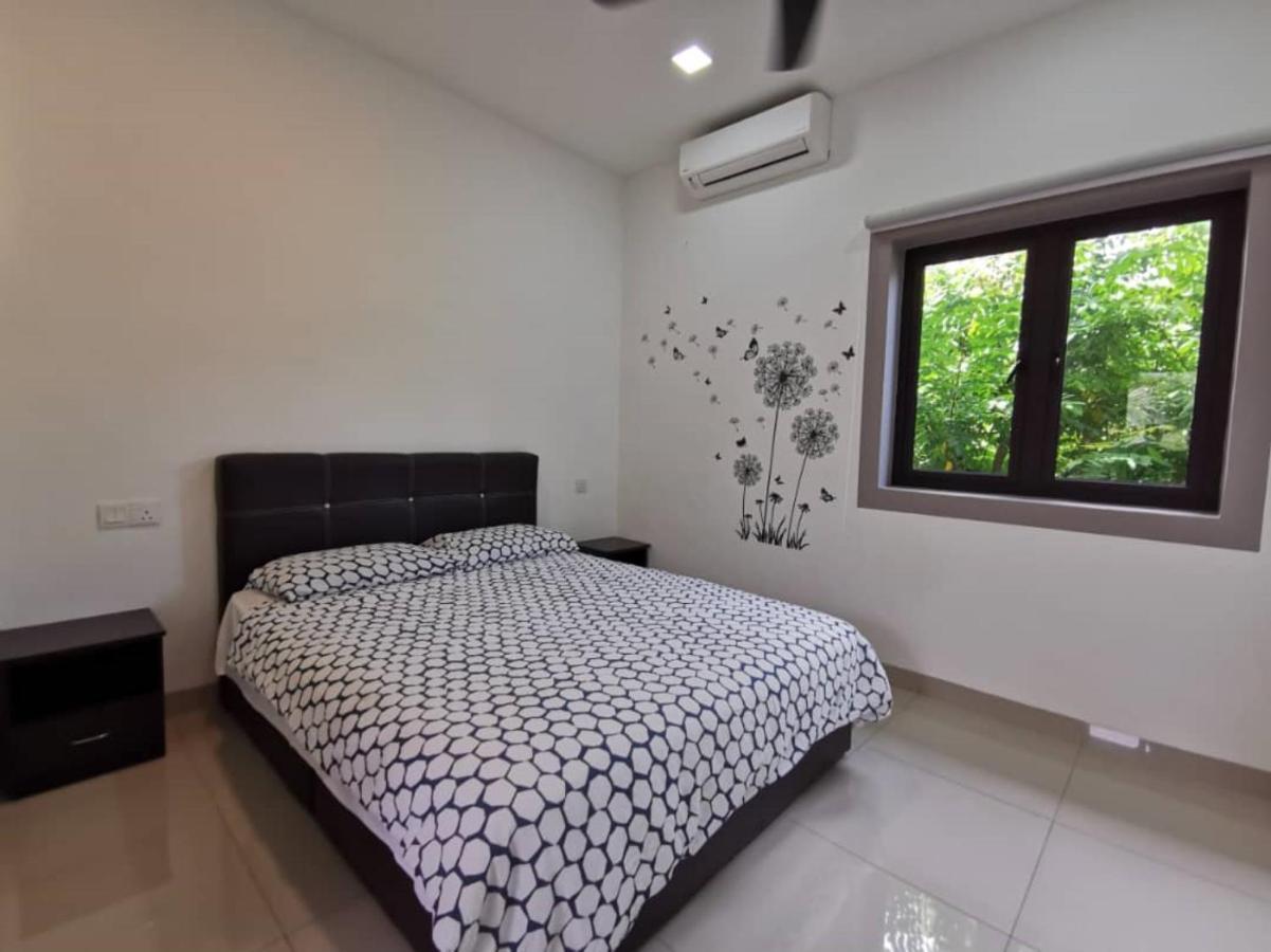 Capital O 90088 Mbp Leisure Resort Batu Pahat Exteriör bild