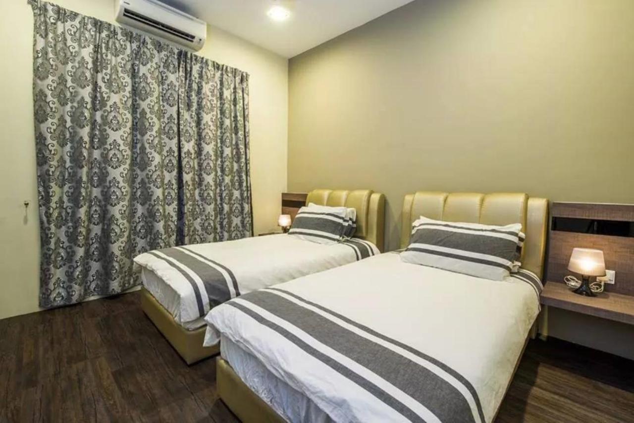Capital O 90088 Mbp Leisure Resort Batu Pahat Exteriör bild