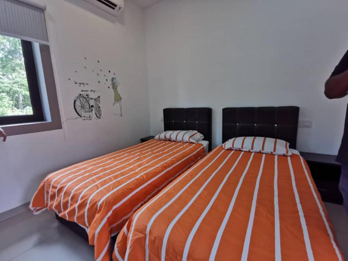 Capital O 90088 Mbp Leisure Resort Batu Pahat Exteriör bild
